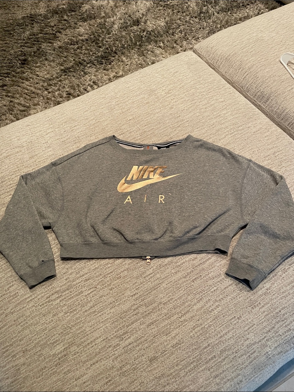 Nike Women's Gray Cropped Sweatshirt with Gold Logo - Picture 2 of 15